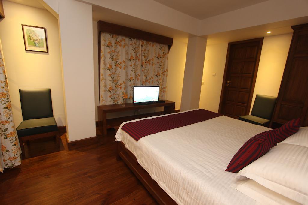The Pear Tree Bed and Breakfast Shillong Zewnętrze zdjęcie
