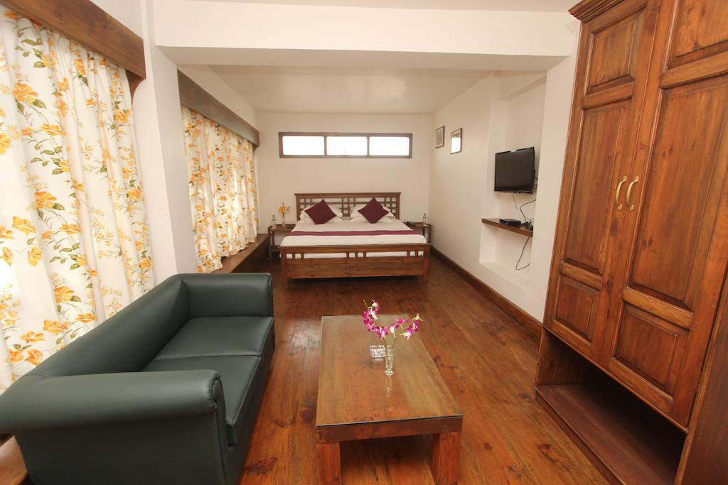 The Pear Tree Bed and Breakfast Shillong Zewnętrze zdjęcie